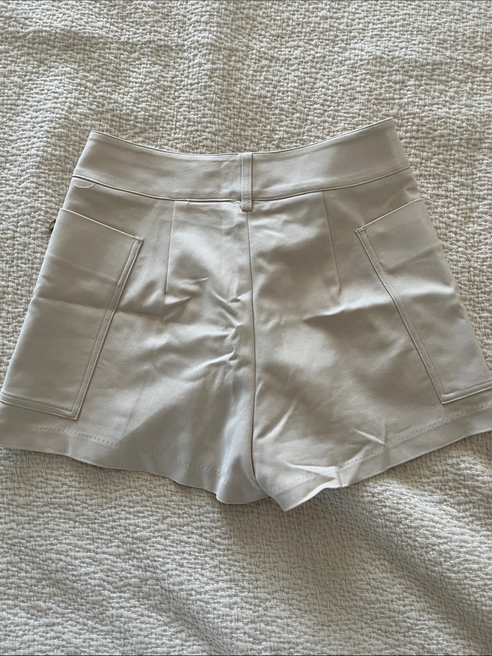 bebe High-Rise Cream Utility Shorts with Gold Buttons - Picture 4 of 5